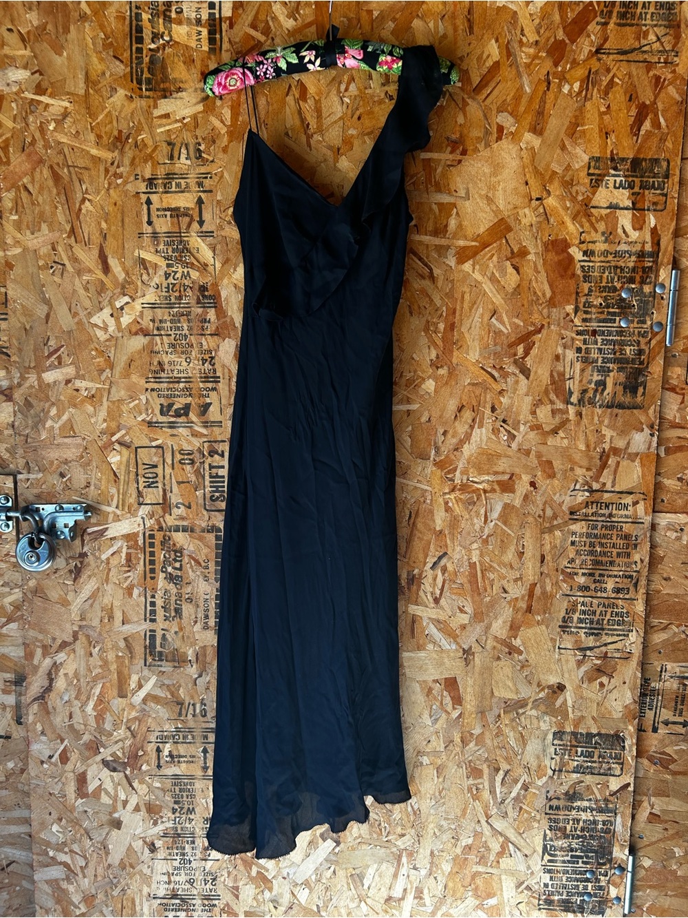 Studio M Black One-Shoulder spaghetti strap other flowy Evening Dress